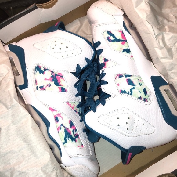 retro 6 size 7
